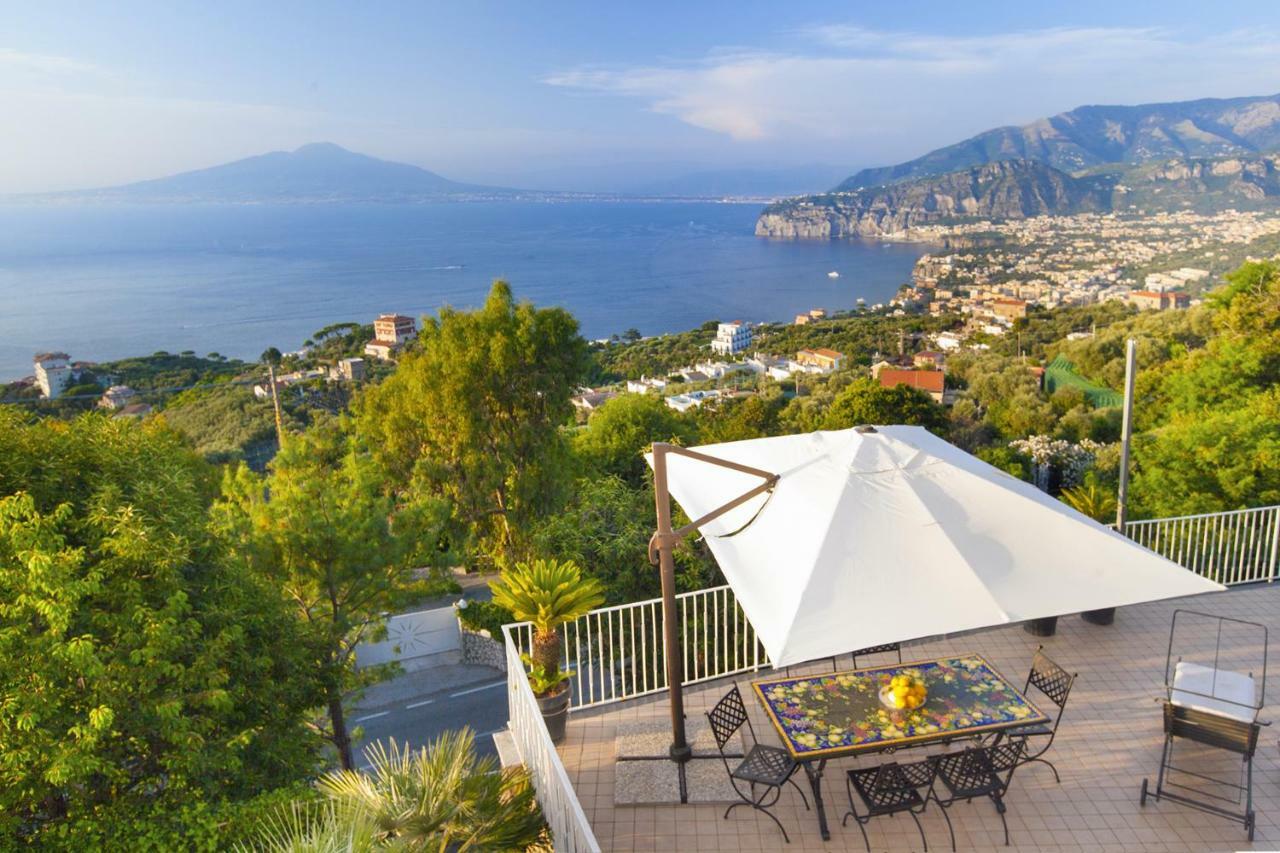 Amore Rentals - Casa Augusta A Sorrento Exterior photo